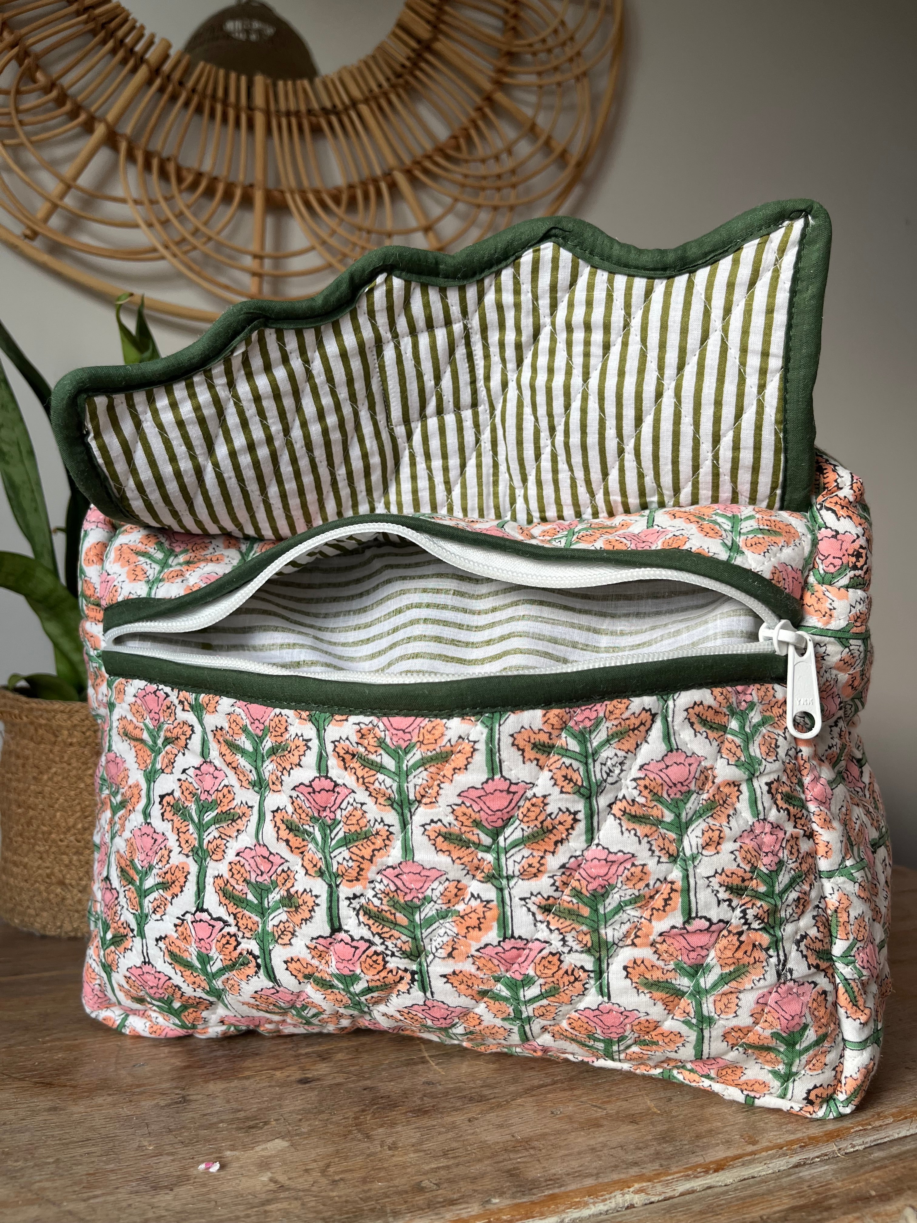 Large Wash Bag - Bloom
