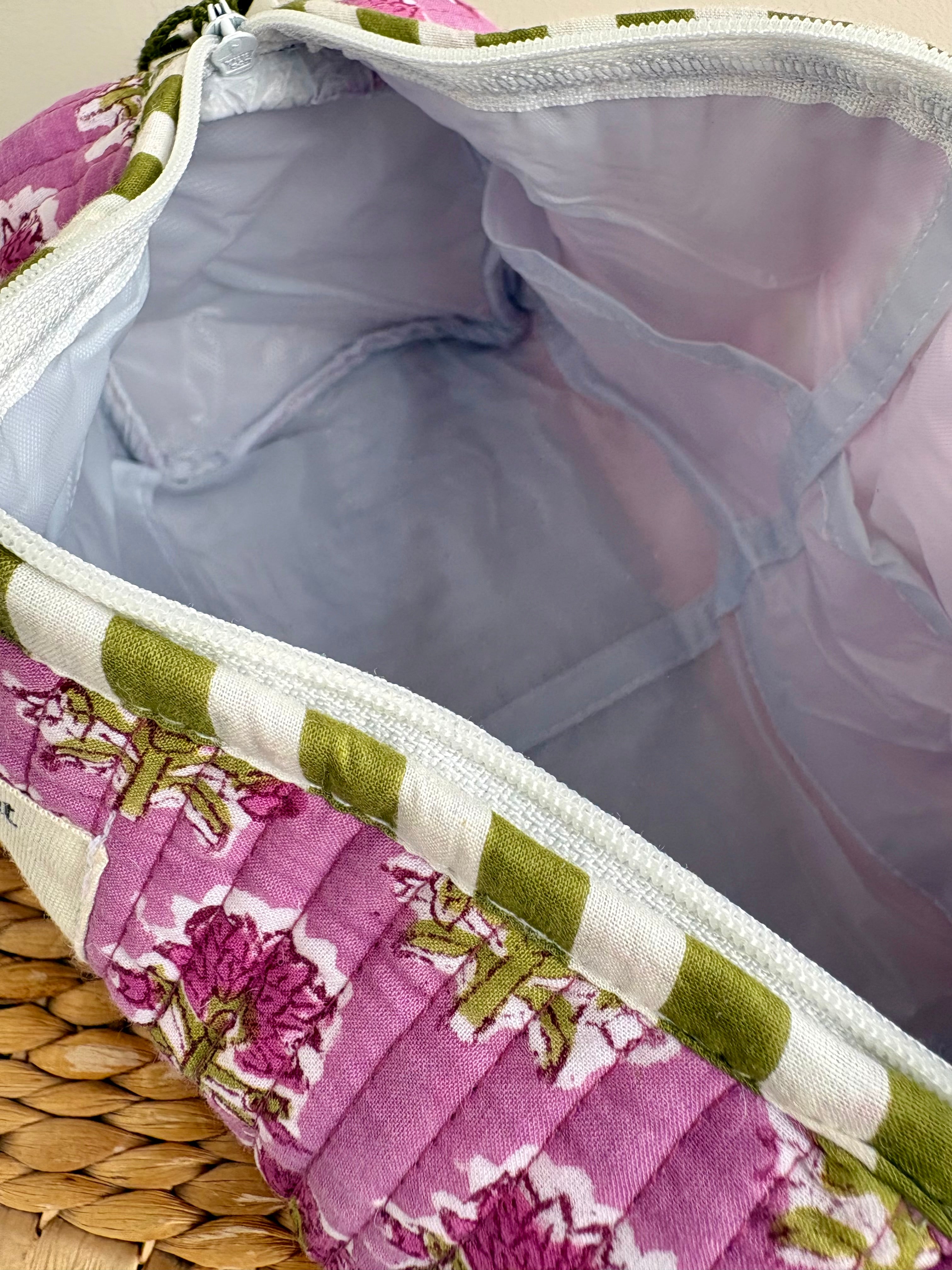 Small Wash Bag - Thistle