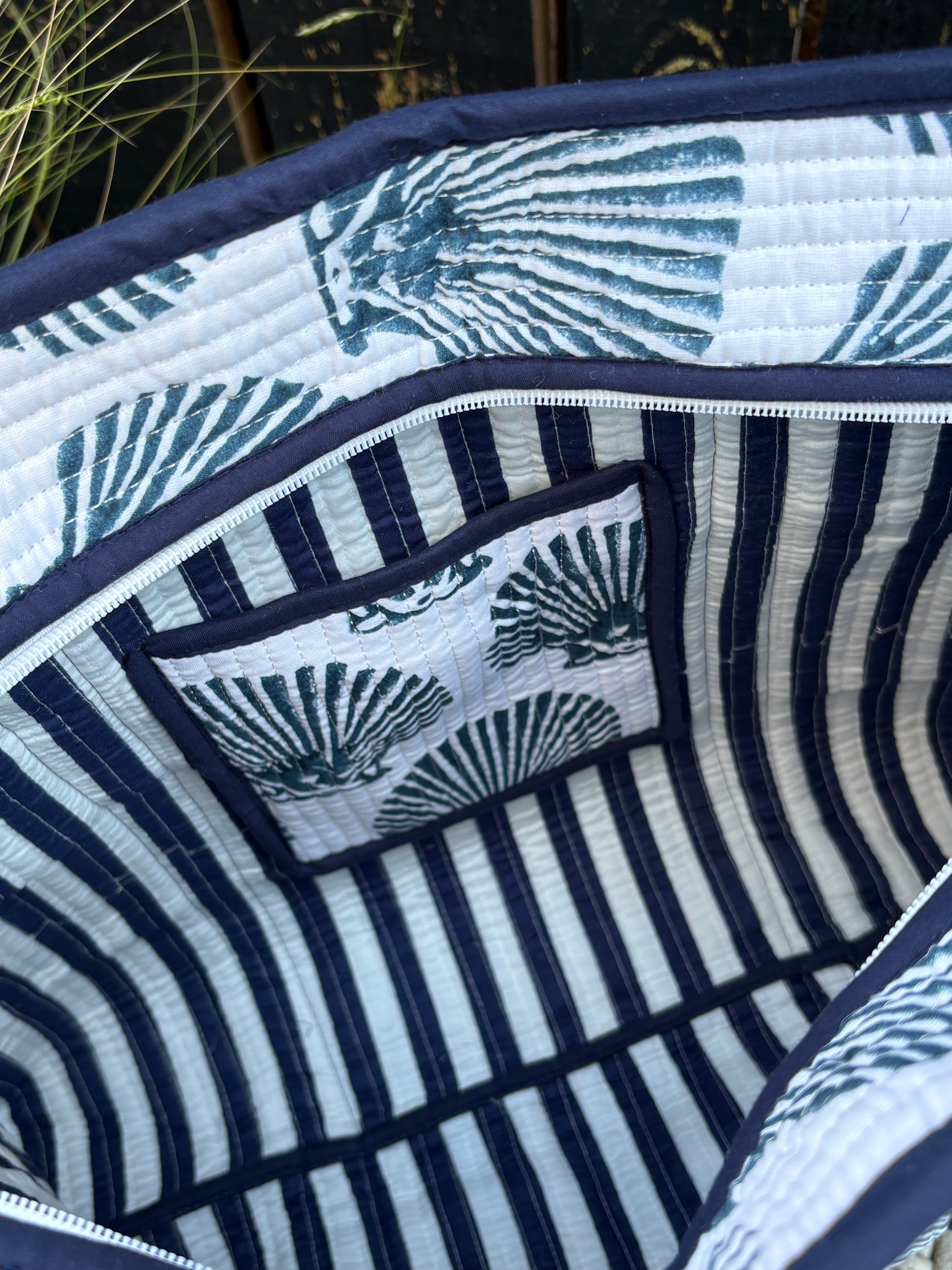 Aldeburgh Shell Tote Bag