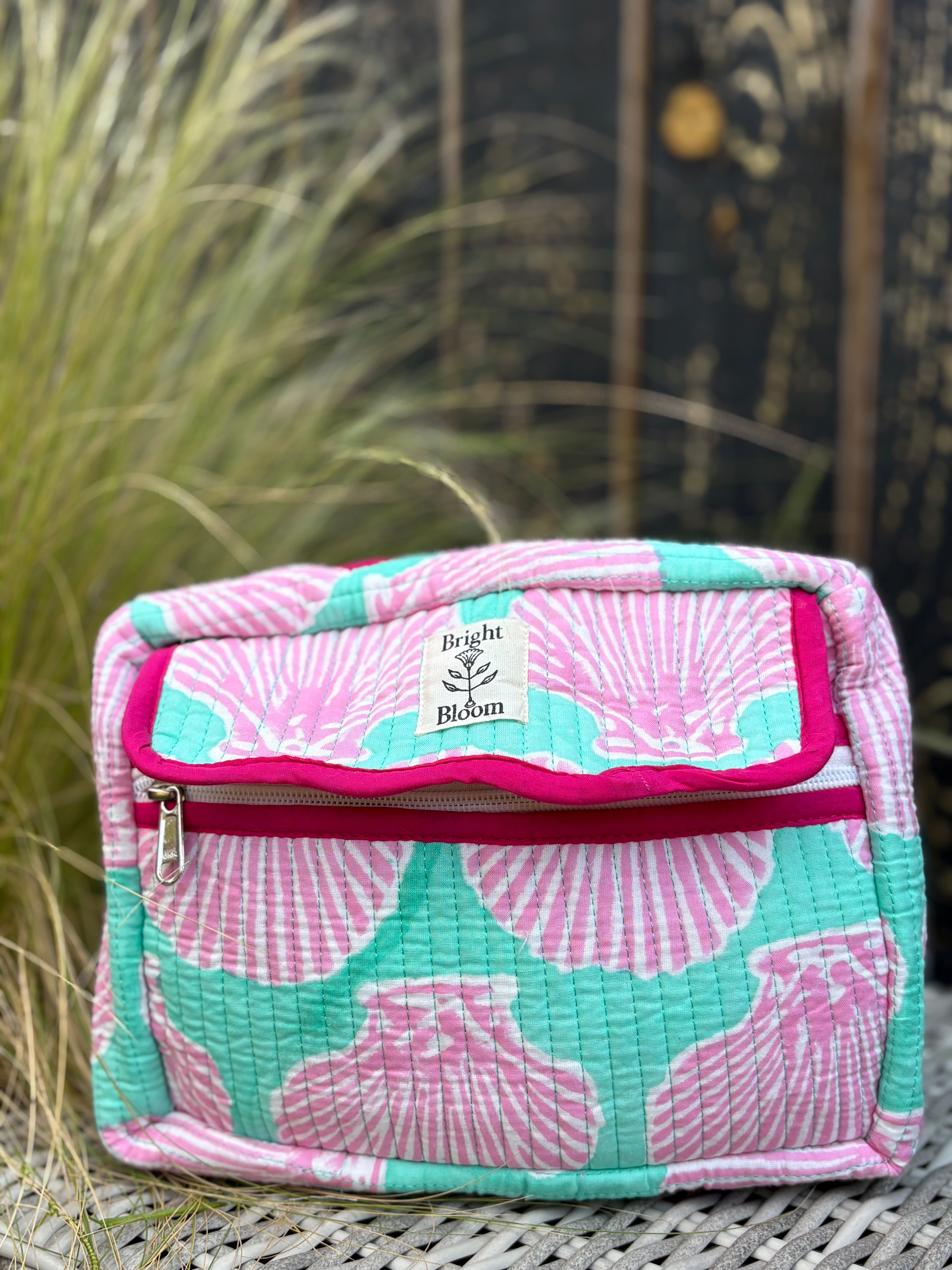 Seashell Wash Bag Small