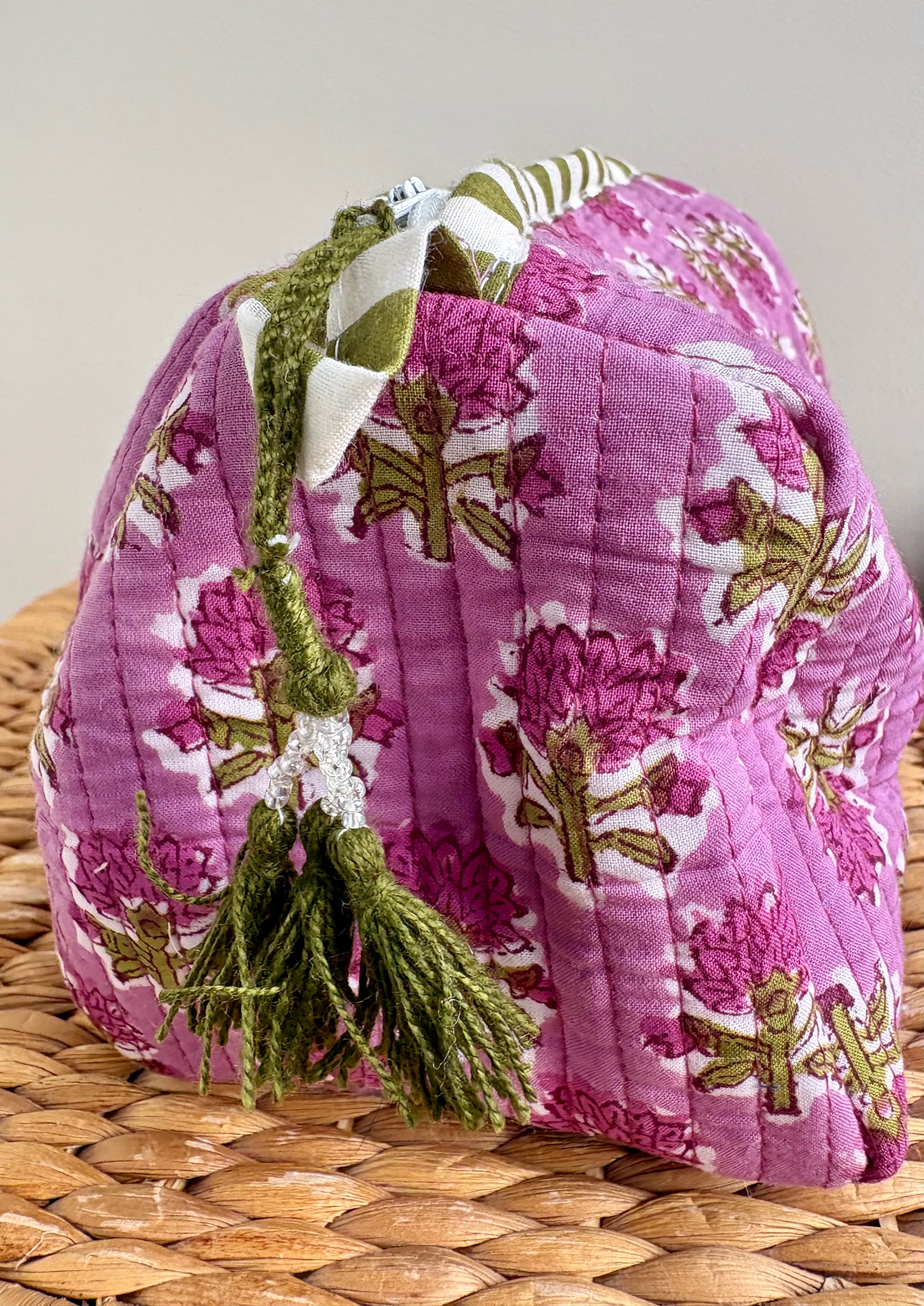 Small Wash Bag - Thistle