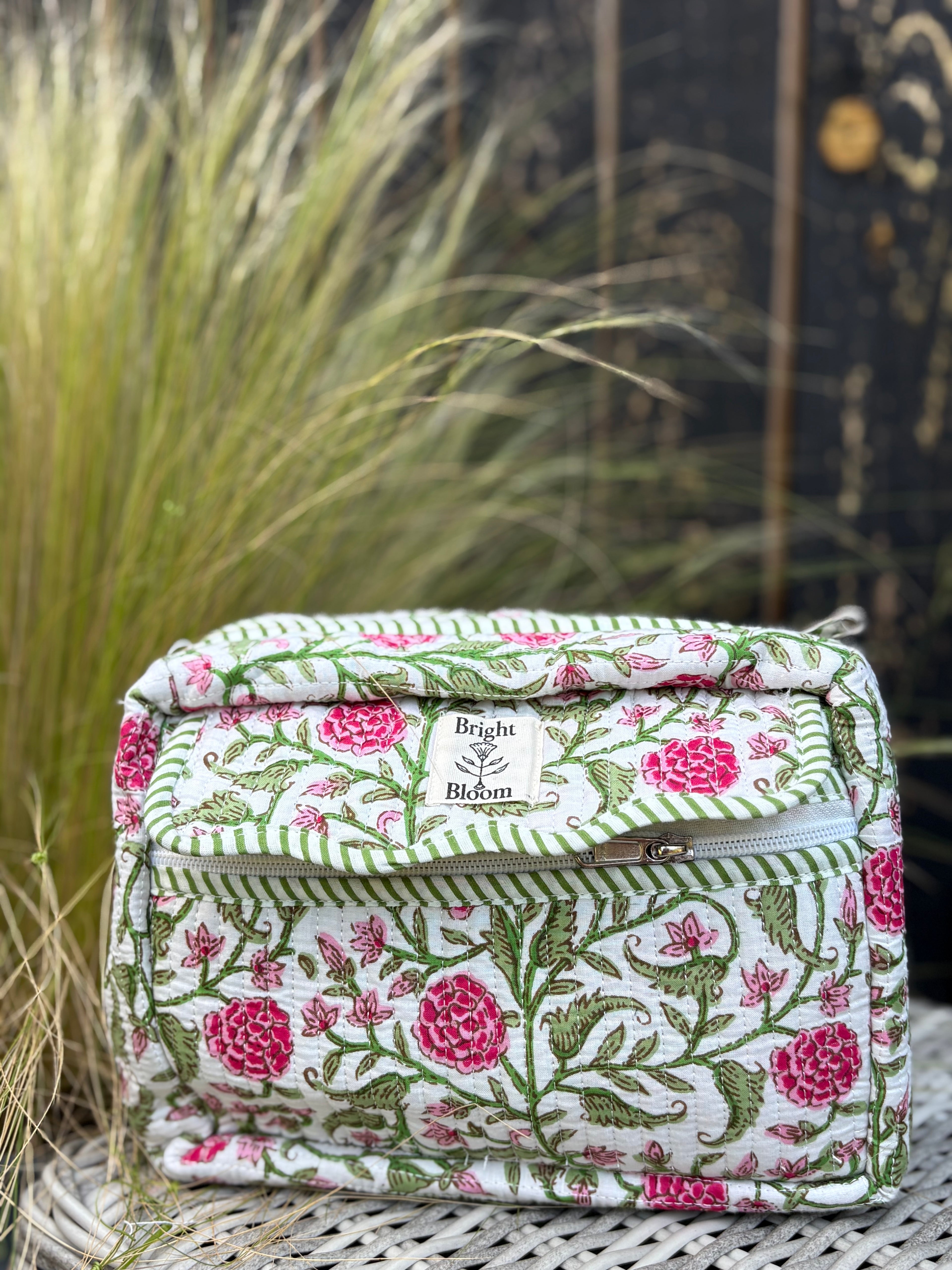 Hedgerow Wash Bag Small