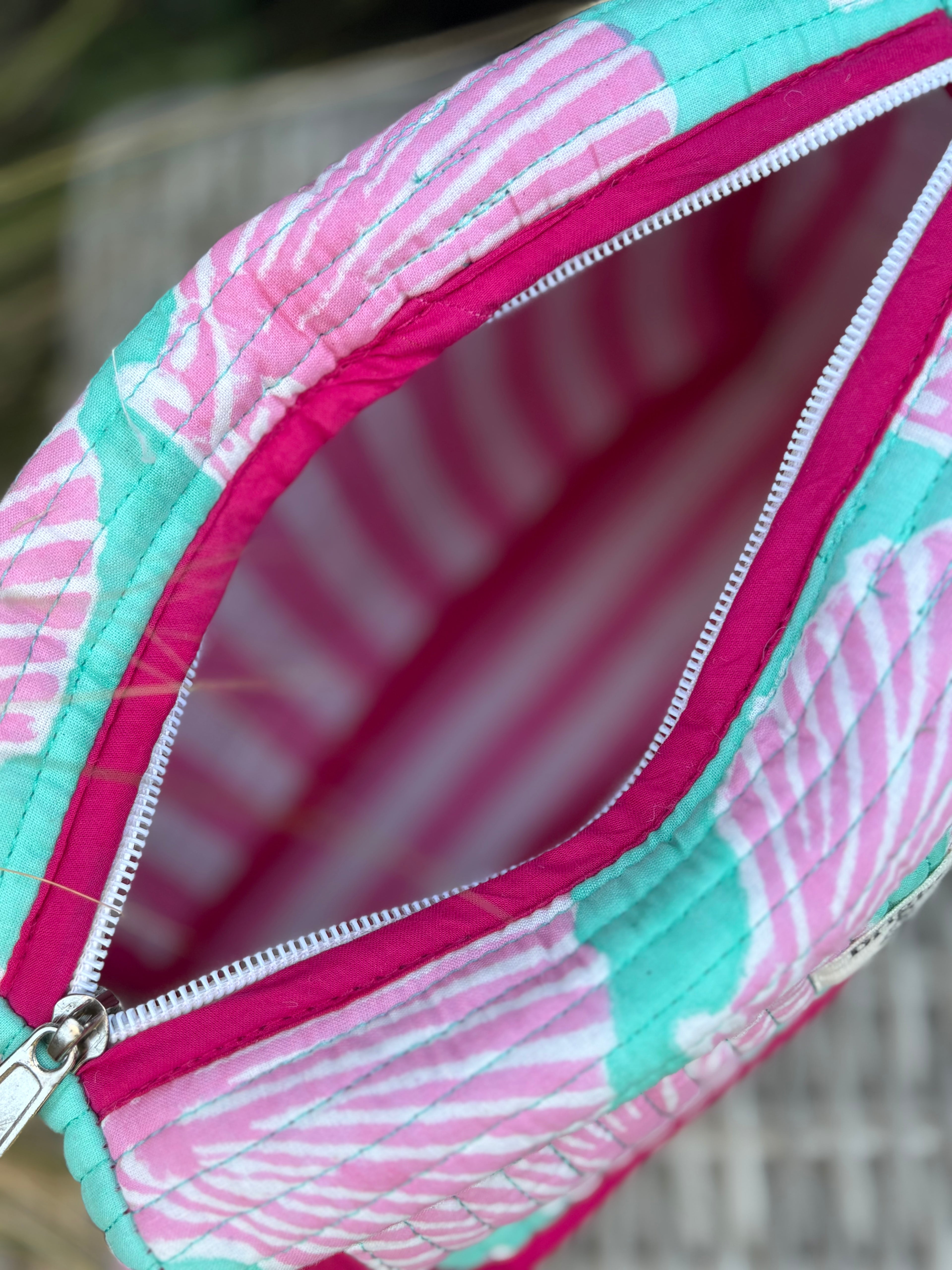 Seashell Wash Bag Small