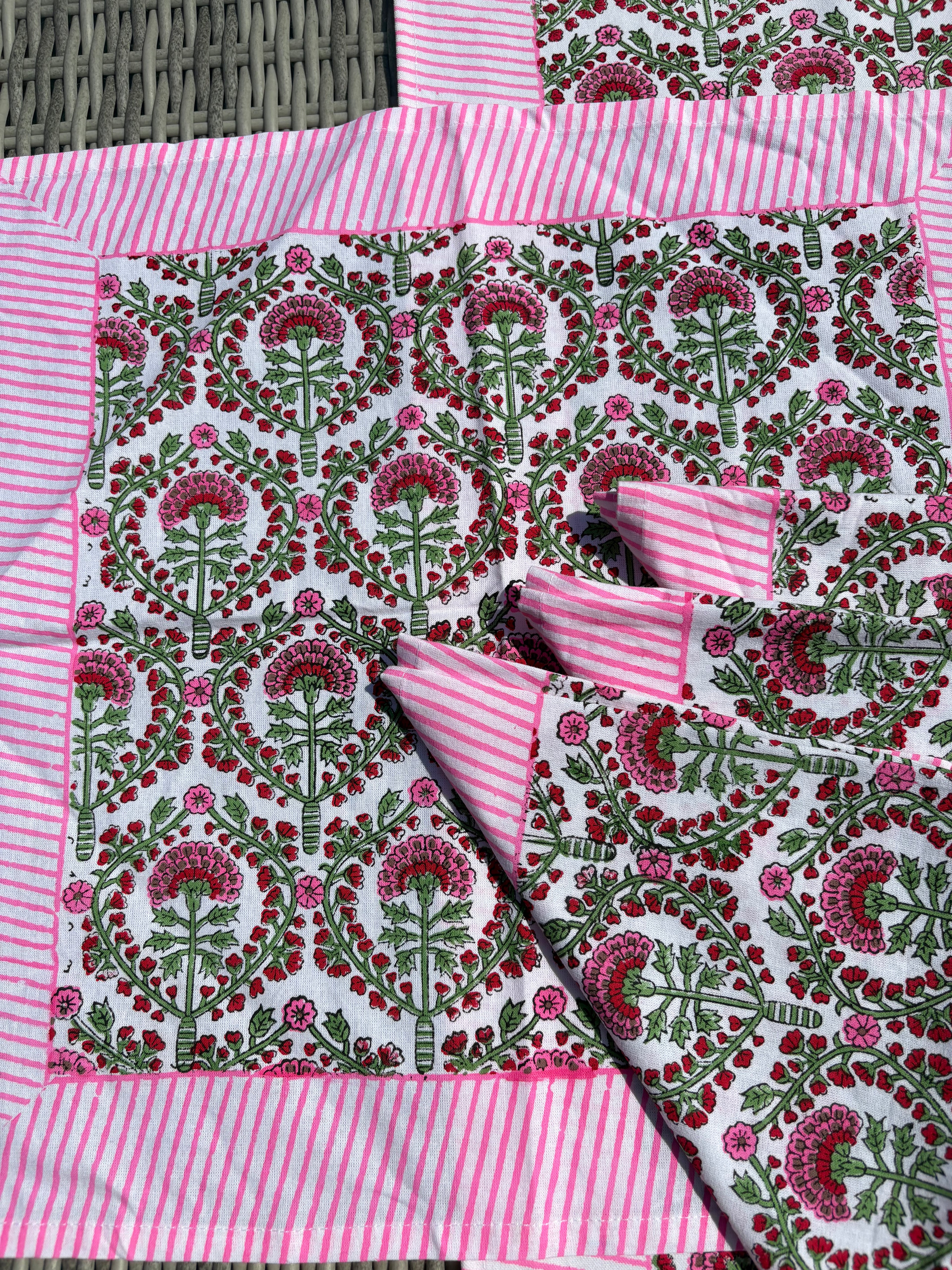 Napkins set of 4 - Midsummer Bloom